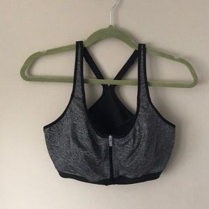 Victoria Sport Front-close Sport Bra